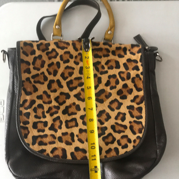Leopard Handbag/Backpack - Picture 8 of 8